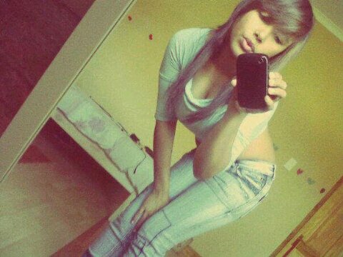 Just a chilled normal girl ☺