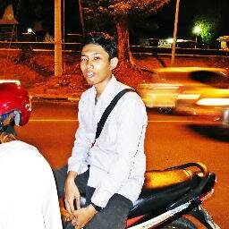 7adiwibowo's profile picture. Hidup itu seperti menyusun sebuah potongan puzzle yang berserakan, kadang pula seperti menyelesaikan sebuah rubik cube...