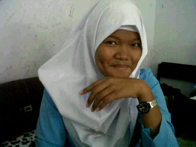 Sotta mu deh cwe mau nu pusing gi urusany orng kepo ☆yg kmrin2 y na sibukki kha