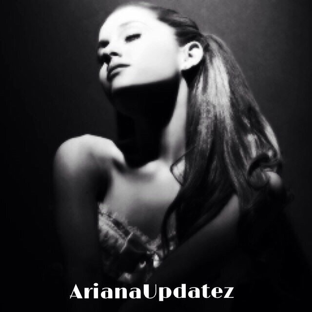 go and follow @ARIANACLOUDY and follow @ARIANAFESTIVE and follow @ARIANAGRANARDE. xxxxx