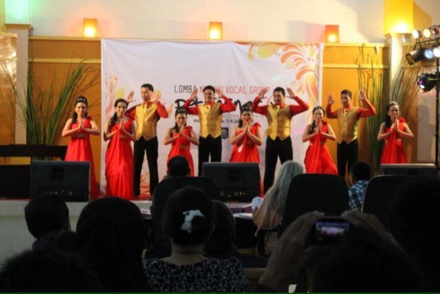 Sing in unity, sing with harmony.                                     CP: Levi +62 857 11211313
