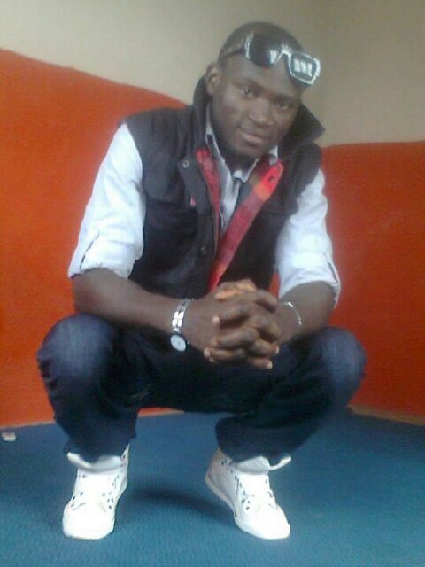 JuvenelaF's profile picture. 