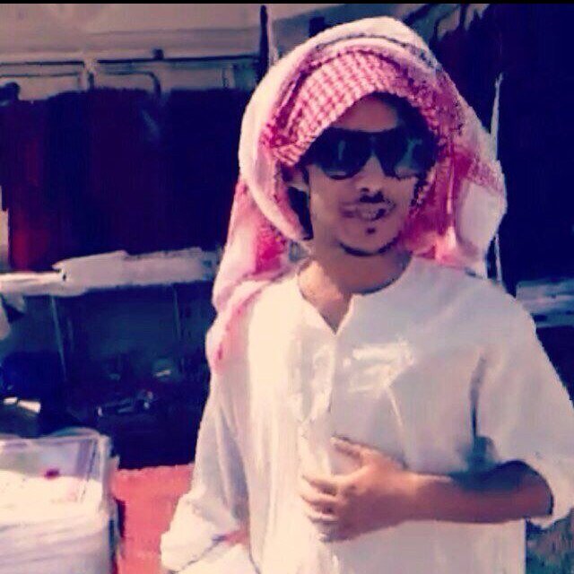 فيحان ٧٧ On Twitter Fahan77 Justinbieber حرام مثلك يحرق التوت بالنار ياصديق كم عمر انتا