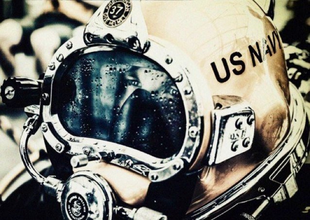 Deep Sea Diver