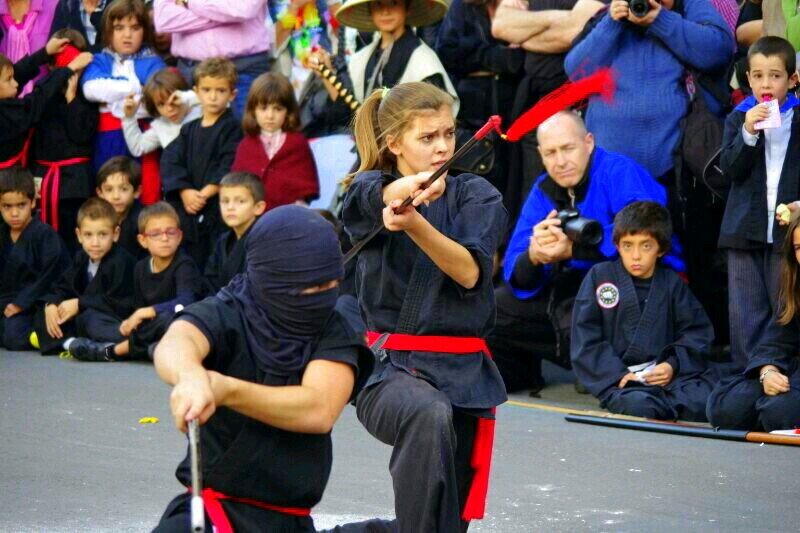 Sonriendoo y viviendo a lo locoo desde 2001|| Puedes saber mi nombre pero no mi historia||Sin deporte y musica no podria vivirr