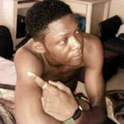Profile Picture of Young Blood (@Robbin_the_bank) on Twitter