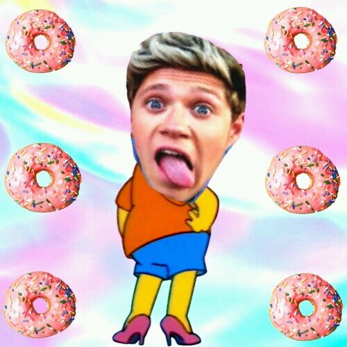 follow @SEXTINGH0RAN (with a zero not an 'o') bc free follow. ilysm stay gucci x