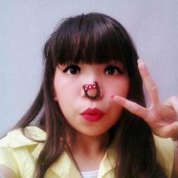 Everybody's got their own weirdness, it's ridiculous :| :* strawberry :*