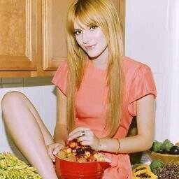 Bellarina. 13. Disney Fan ;) @bellathorne is my idol, my inspiration, my role model. Follow and I'll follow back xoxo BELLA REPLIED TO ONE OF MY TWEETS 7/11/13