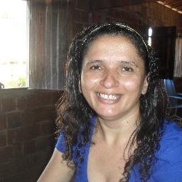 Si quisermos uma vida de amor, precisamos estar buscando Deus em oração todos os dias em comunhão.Amém.