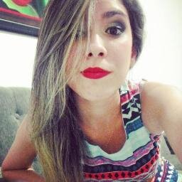 Apenas uma estudante de odontologia :D
