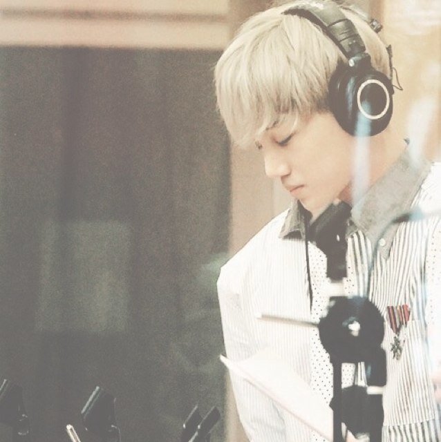 ↷ Verified roleplayer @paperstarsrp ¦ Jongin of EXO-K. ¦ 94liner ¦ Jailed account.
