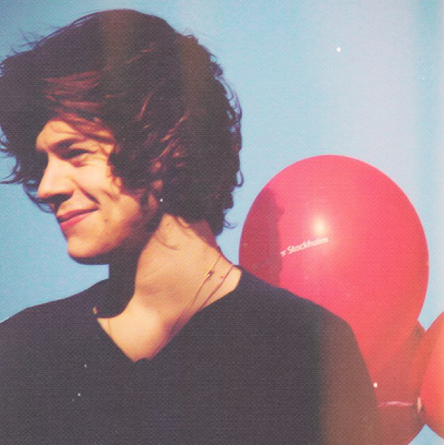 please follow @narrysmercy and help her reach her goal! thank you so much i love you