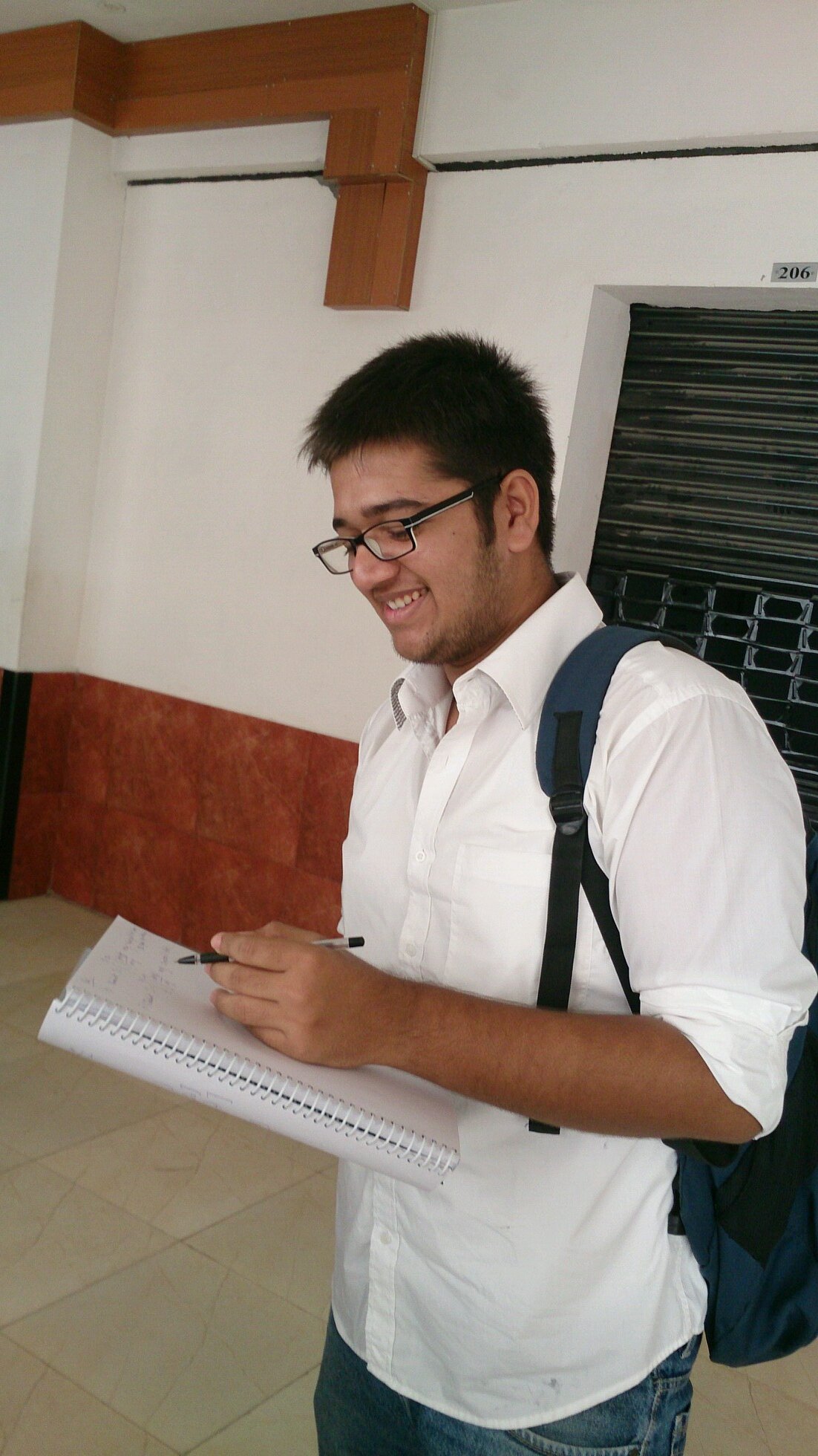 harsh_dau's profile picture. 