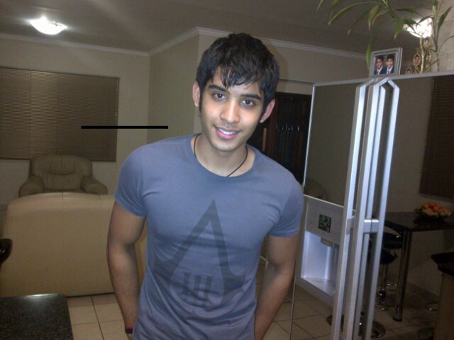 SUPERMAN_954's profile picture. ★ ONE LOVE ★              [ 2 ∞ &⇧]