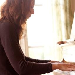 VanessaTheviot's profile picture. #Pianiste, Professeur de #piano #Bordeaux, Organisatrice de concerts