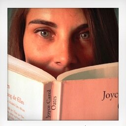 labookista's profile picture. Je lis comme je respire #bookadddict #livres #lecture #blog #litterature #romans #reading #bookworm
J'écris aussi sur @rose_layette