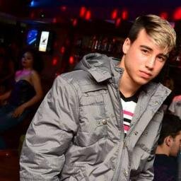 EU ñ sou o q vc procura, mais tenho o q vc precisa....
 MUITO AMOR E CARINHO.....kkkkk  e o q mais vc precisar kkkkkkkk