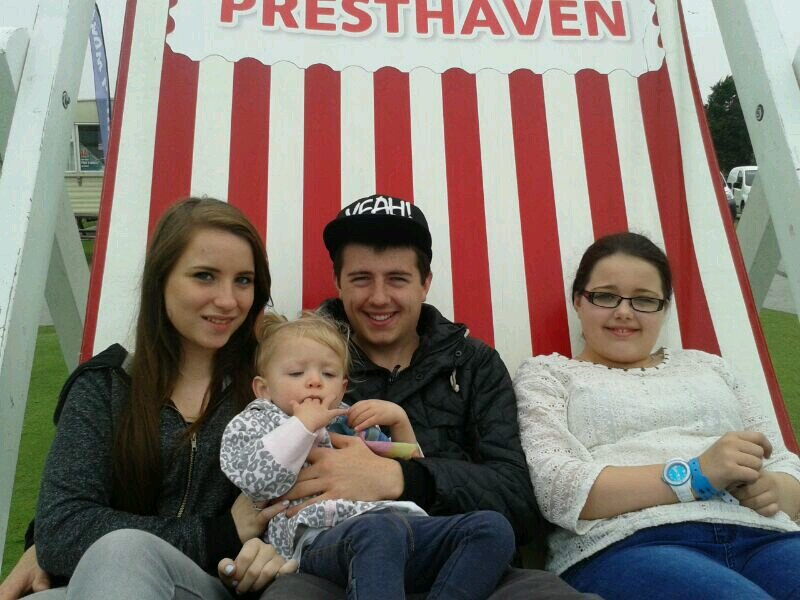 JessicaPodmore's profile picture. 