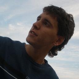 Ingeniero Aeronáutico, Veganismo y Antiespecismo, Feminismo♀, Anticapitalismo. Parapente y RC/UAV/RPAS. Archillano y Desmadrado.