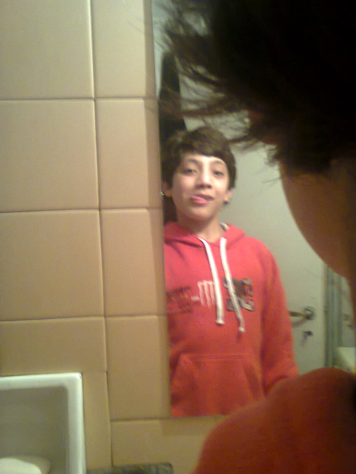 Soy direction boy,me encanta el volley y la musica,amo pero amo a 1D Loko sn lo mas,y no se,amo cocinar grr ah xD