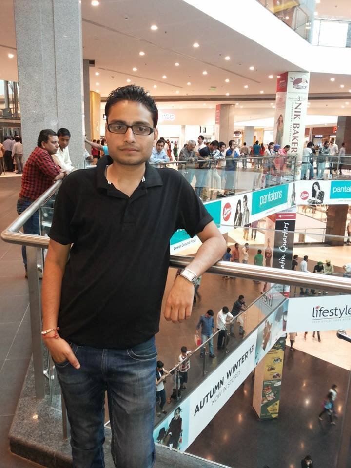 aadat1988's profile picture. 