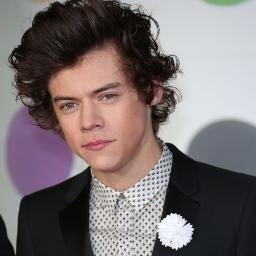 i am a directioner, mixer, and a brat (cher lloyd fan).