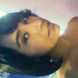 SONRÍE.