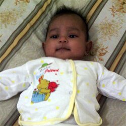 Hai semua... akhirnya Twitterku jadi juga dibuatin sama Ayah....