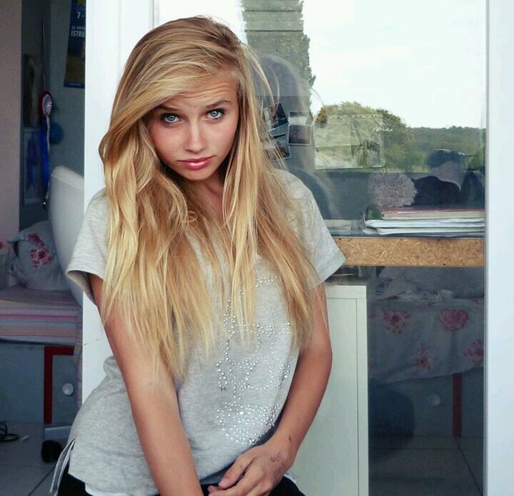 Δ♫ Fan de One Direction et Eminem. ♫Δ Nobody is perfect. My name is Nobody. ♥ I followback ♥