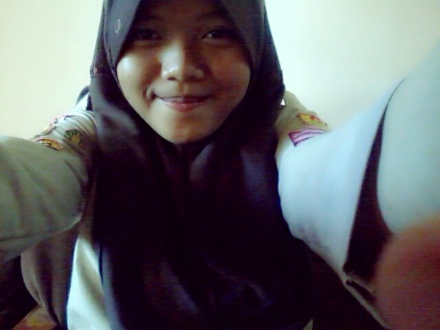 follow @dinadini_dd