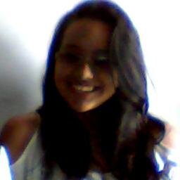 Eu que vivo com α cαbeçα nα luα, com músicα no ouvido e corαção nα bocα :)
eu sou meninα e mulher, eu sei muito bem o que quero .