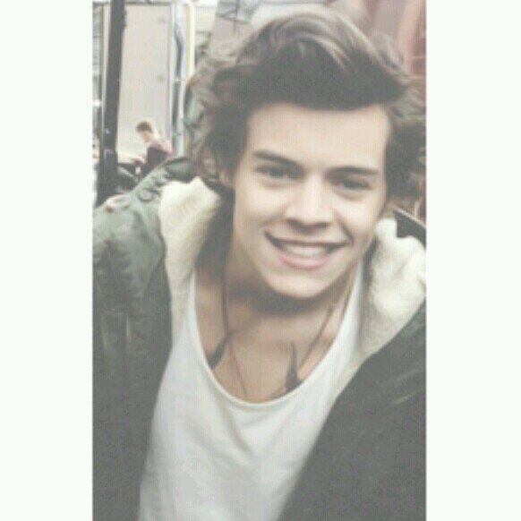hey babe, please follow @PONYSTAGRAM & @irwinsxshi. hope you all get 1/5