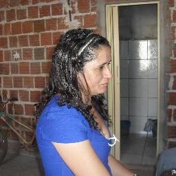 Amo a Deus sobre todas as coisa e ao próximo como a si mesmo.Adorar! Adoro a Deus e a música sacra. A música sacra  a, conhecida gospel, eleva a gloria de Deus.