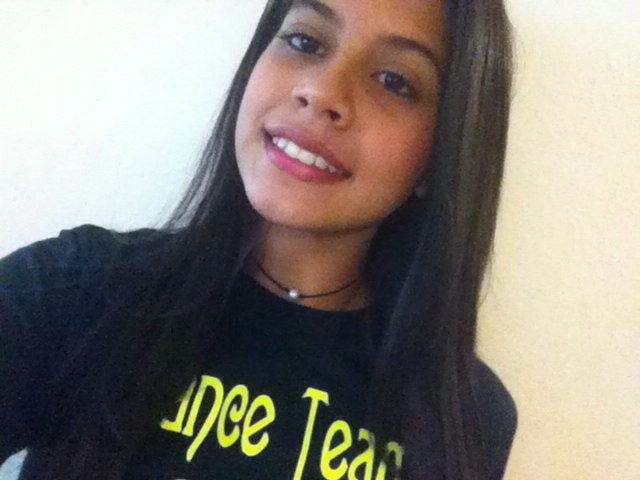 Hi my name is paola | i'm directioner forever | taken with @NiallOfficial | 14 | dance | I like justin bieber | #teamniall | follow me and follow back