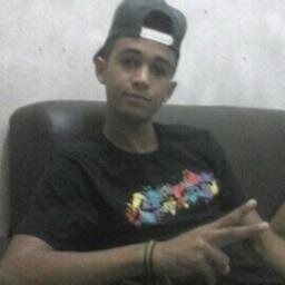 Eai galera me #segue que eu te #sigo de volta so he manda alguma frase
