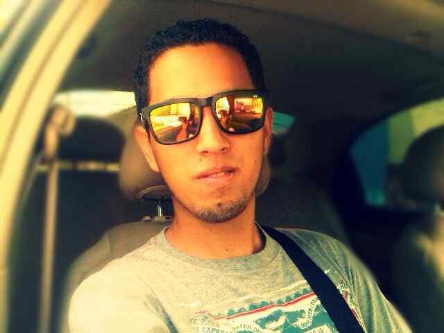 Estudiante de Derecho-UC, Técnico de @EvolutionLigth , Magallanero. Enamorado de Venezuela.