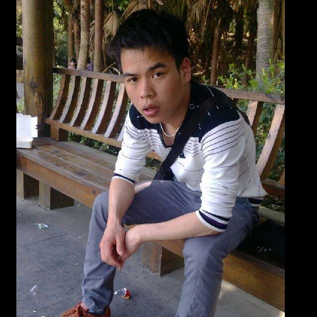 peterweiqi's profile picture. 