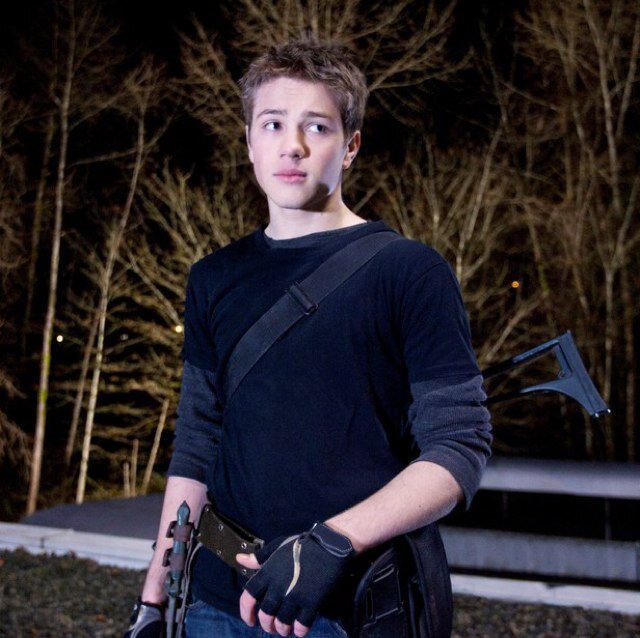 Son, brother, fighter and friend. Being harnessed led me to her. #Benni | Falling Skies Literate RP 21+ |