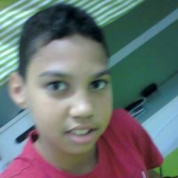 gosto  de jogar dominó