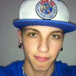 Eu Sou o Batman ii voce ? *u*
Face : http://t.co/G0COXl1T