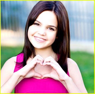 Shy, I have a big brother, i love to play soccor! :) I love my brother Will! and thats about it. Bye.