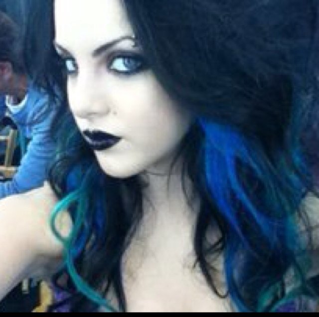 Hey Im Eleizibith call me Liz |Single|Bi|Rp|