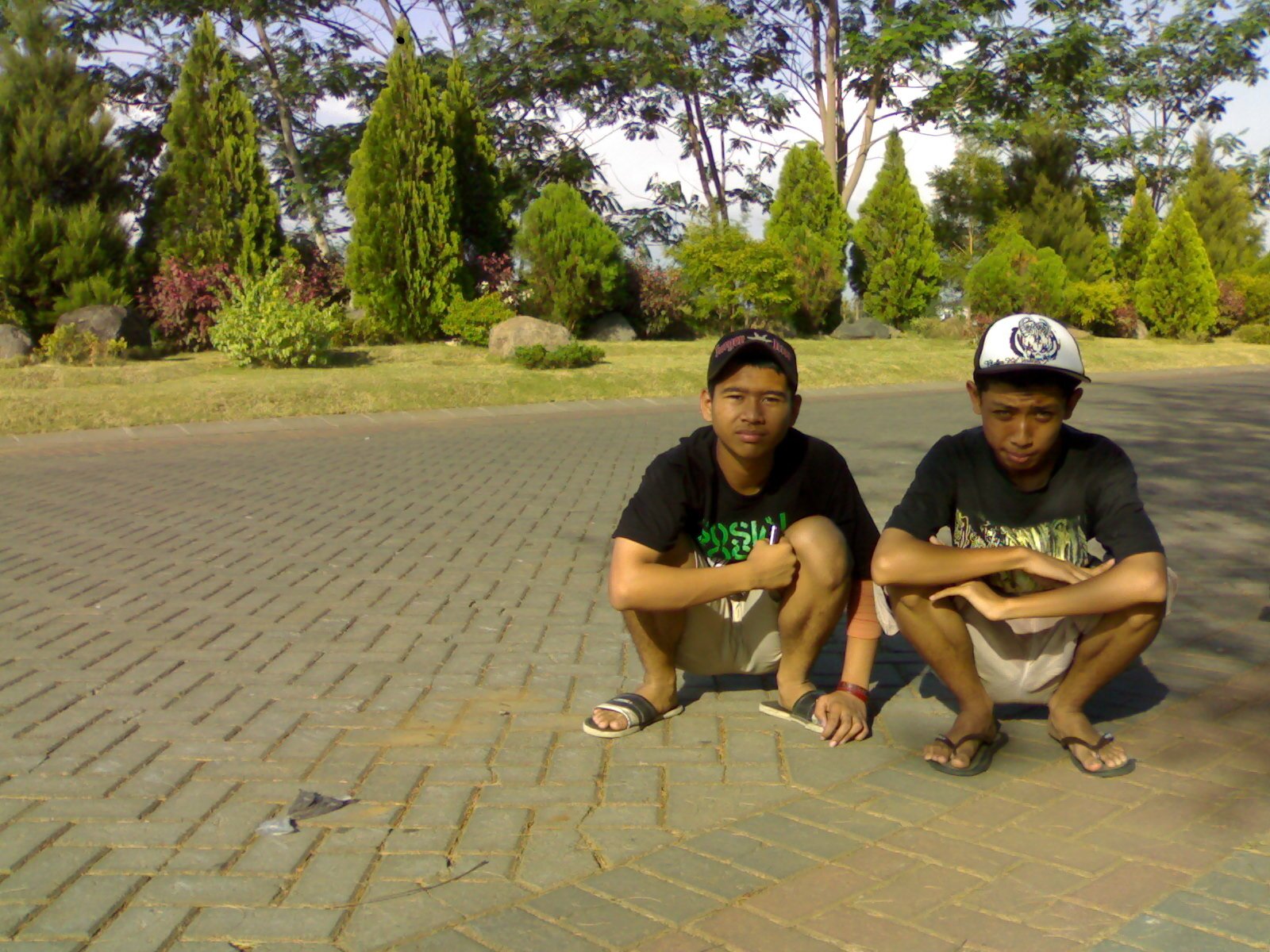 Power punk not det!  
http://.facebook.com/RP.MilitanPunkRockers?refid=5
    
AKU PUNK KON KATE LAPO!!