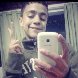 e que os mlk aqui da quebrada e mo chavão ♪