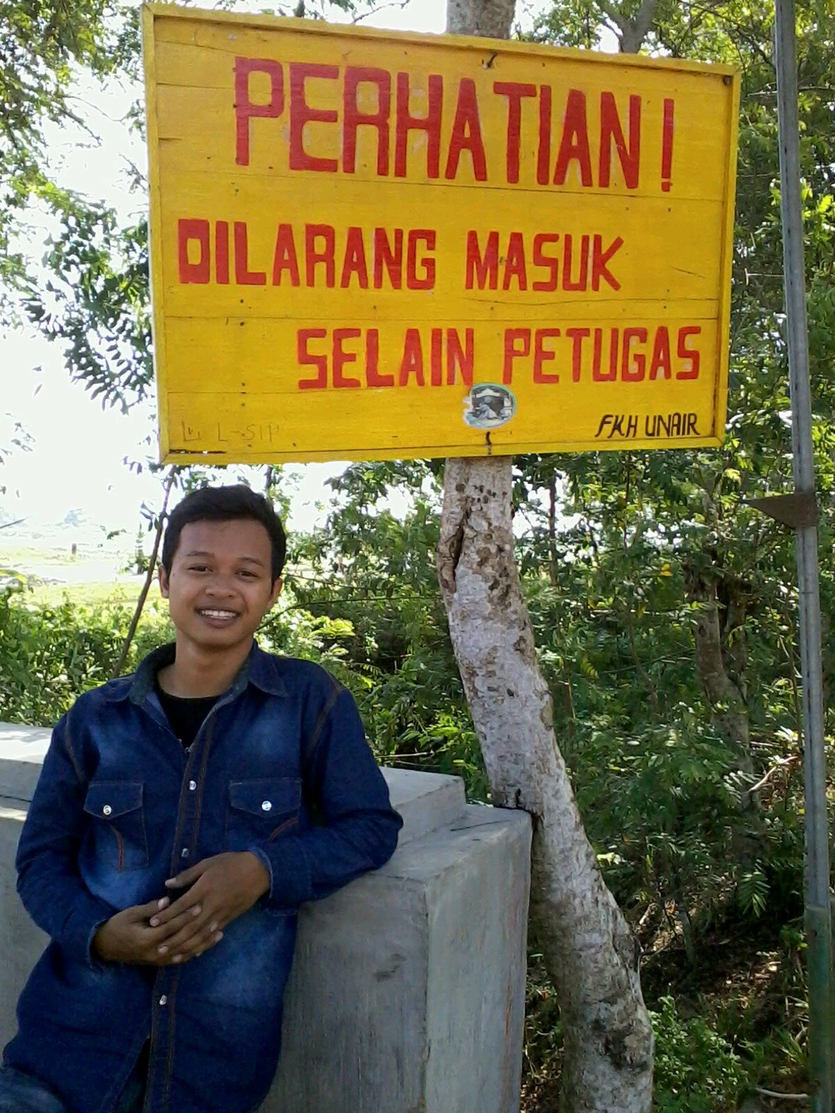 tuhan tidak menjadikan kita sukses .. namun tuhan memberikan kita kesempatan untuk sukses :-)
