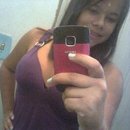 No momento vivendo oQ ta  acontecendo, sorrindo pro Q ta Bonito e amando pra Qm taa merecendo !