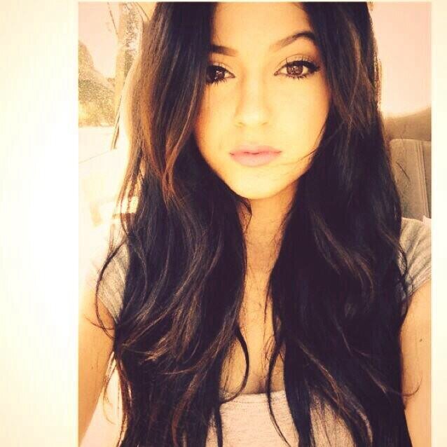 ♡ dancer and head cheerleader rude and gets her way most of the time! A junior at PCA!!! Popular!