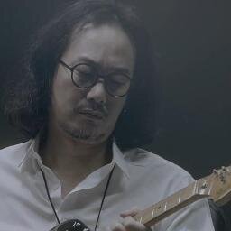 자우림 '리더'이자 기타리스트 이선규의 주옥같은 명언들을 트윗하는 봇입니다. 대사제보나 건의사항은 멘션으로 보내주세요