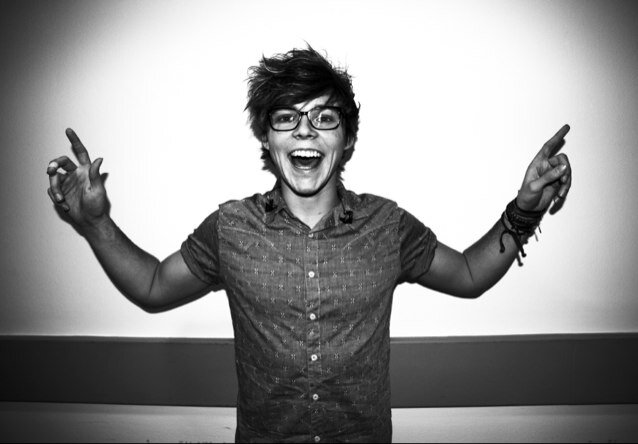 i don't know i just like 5sos man.